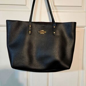 Coach Tote